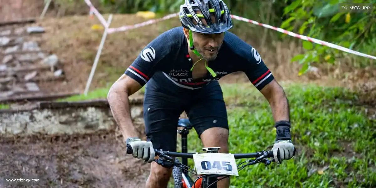 OE欧亿——运动路上，我们与你同行！🤝🏓